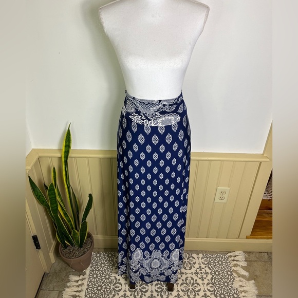 Gilli 2X Maxi Skirt Navy White Boho Print Coastal Fall Style USA Made - Picture 1 of 10